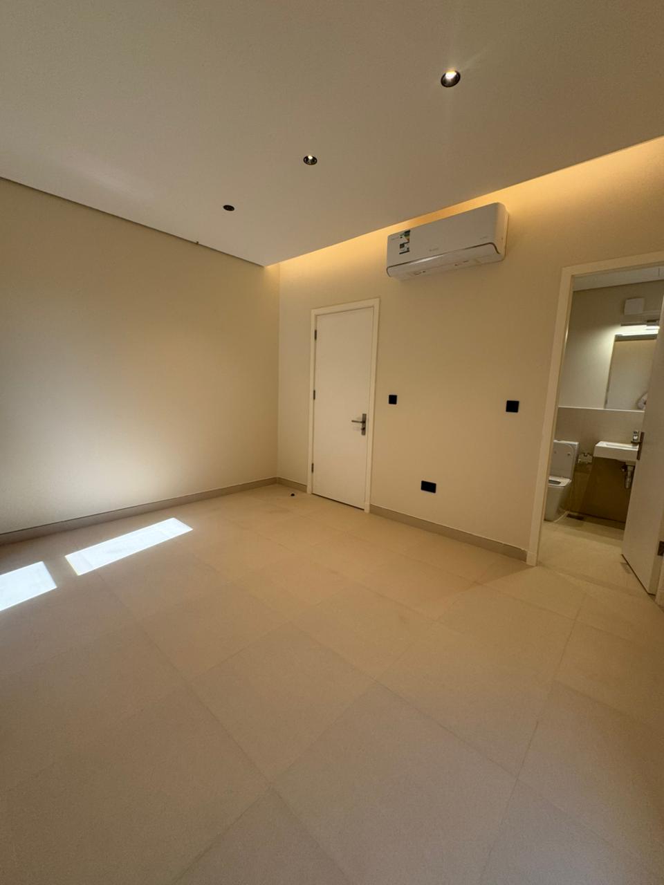 🏰 **Modern Luxury Villa | Sidra District – Roshn**   ✨ *Contemporary Design Blending Elegance, Functionality & Sustainability*  